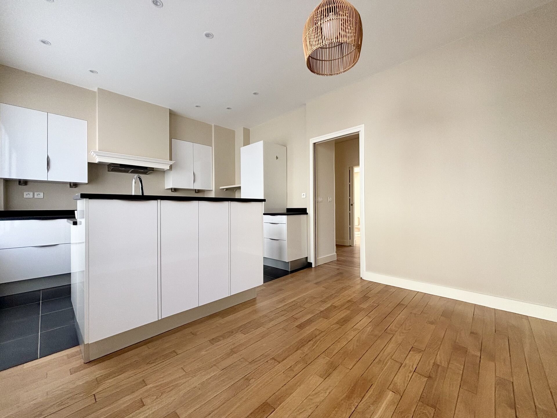 Appartement à louer, 150m², Eaubonne