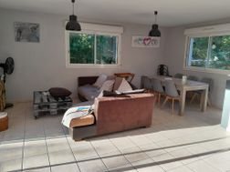 Maison à louer, 100m², Lalbenque