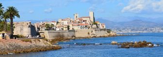 Appartement à louer, 45m², Antibes