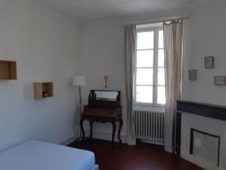 Appartement à louer, 77m², Nîmes