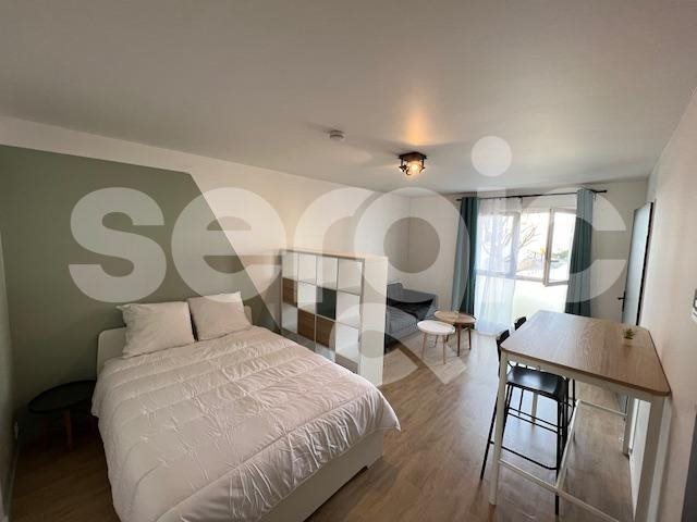 Appartement à louer, 30m², Évry-Courcouronnes
