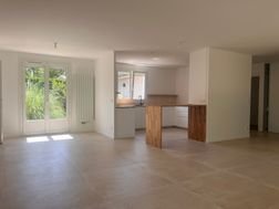 Maison à louer, 132m², Lissieu