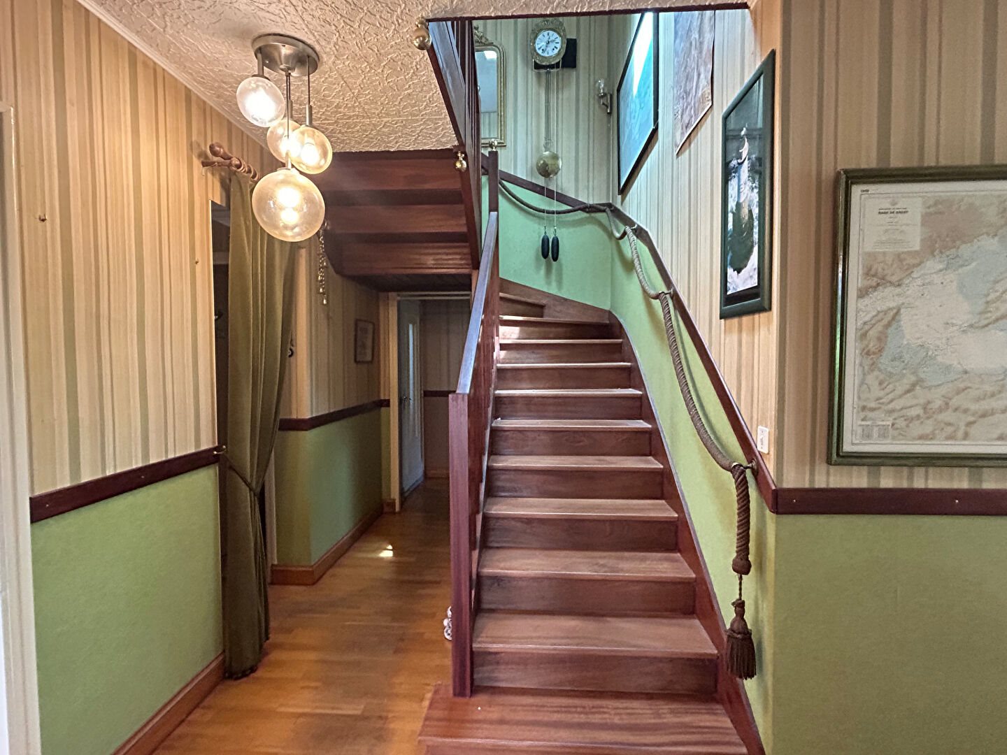 Maison à vendre, 142m², Plounéventer