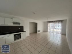 Maison à louer, 78m², Saint-Baudelle
