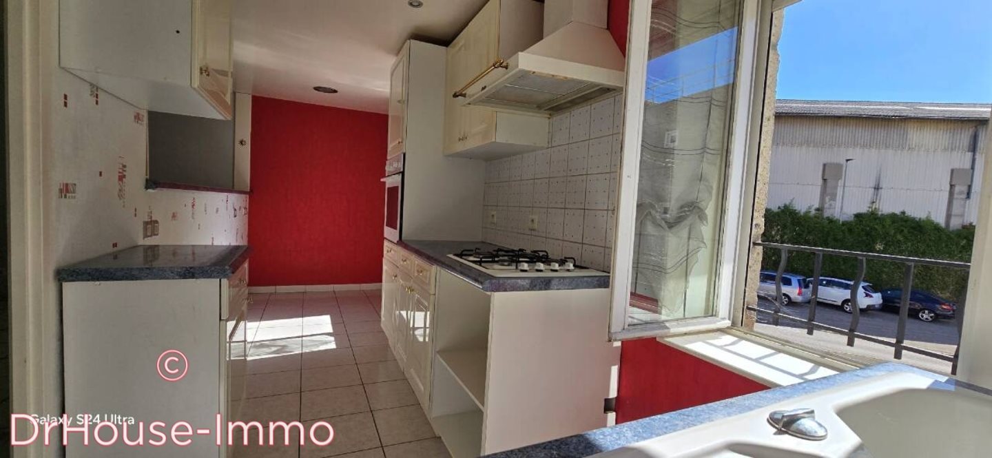 Maison à vendre, 100m², Saint-Maurice-en-Gourgois