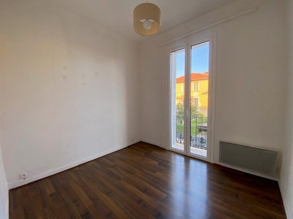 Appartement à louer, 47m², Vence