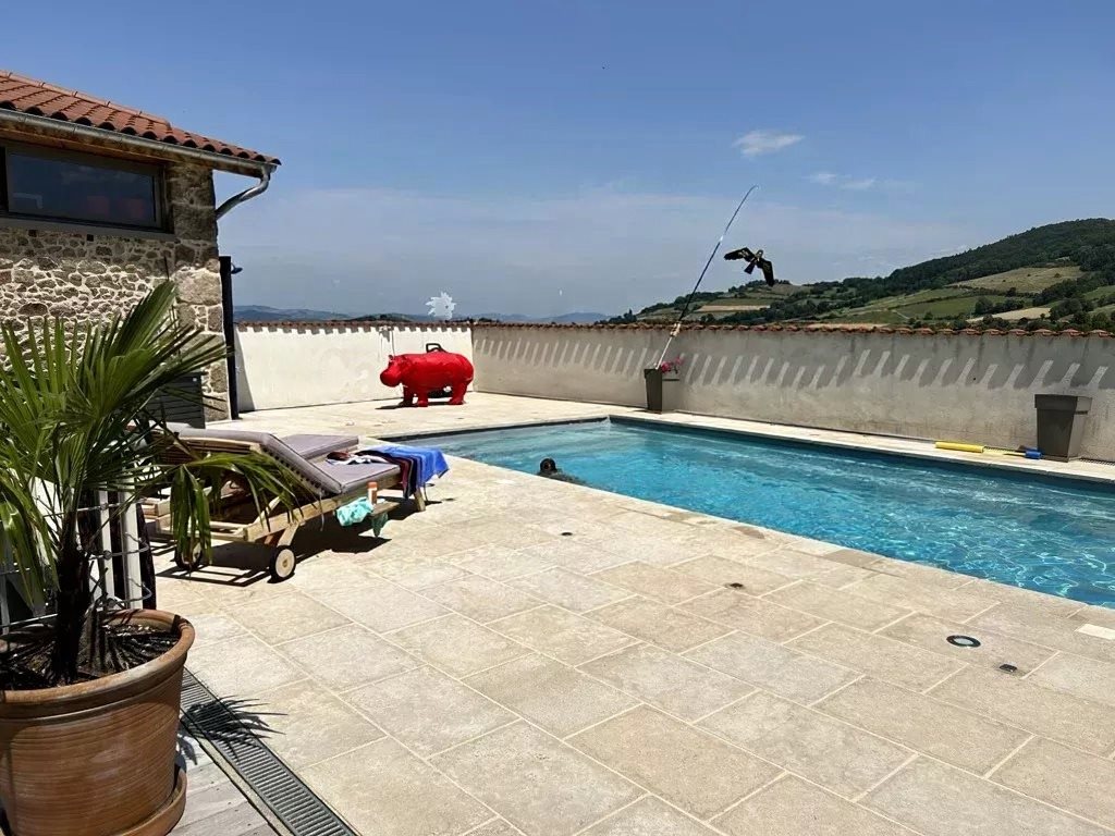 Maison à vendre, 400m², Montrottier