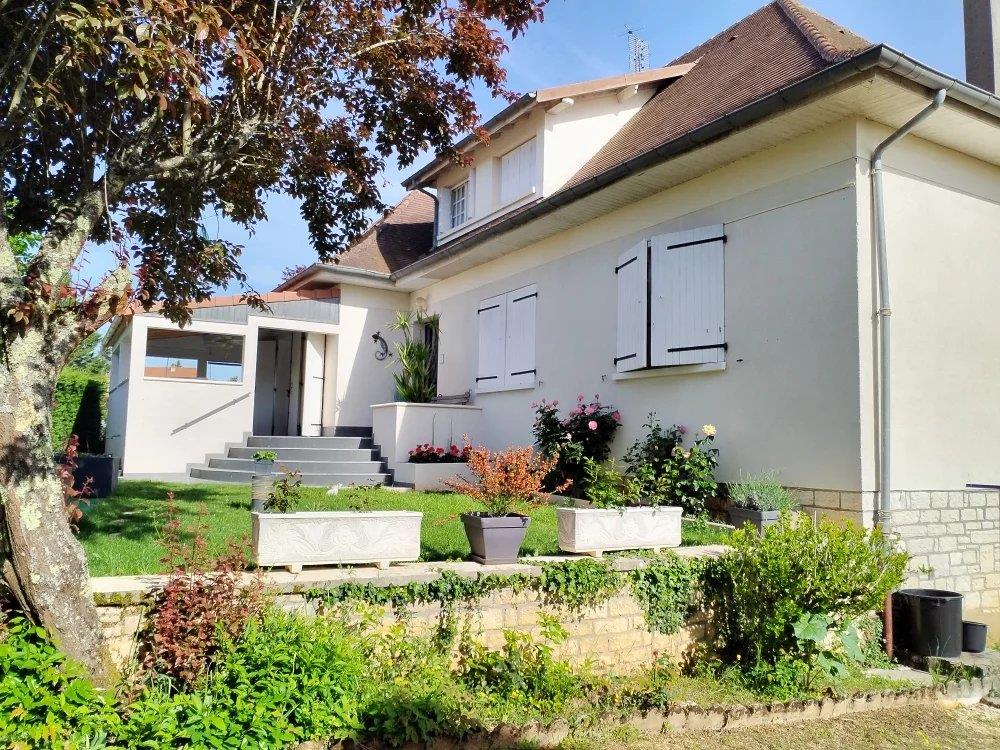 Maison à vendre, 183m², Gourdon