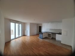 Appartement à louer, 75m², Suresnes