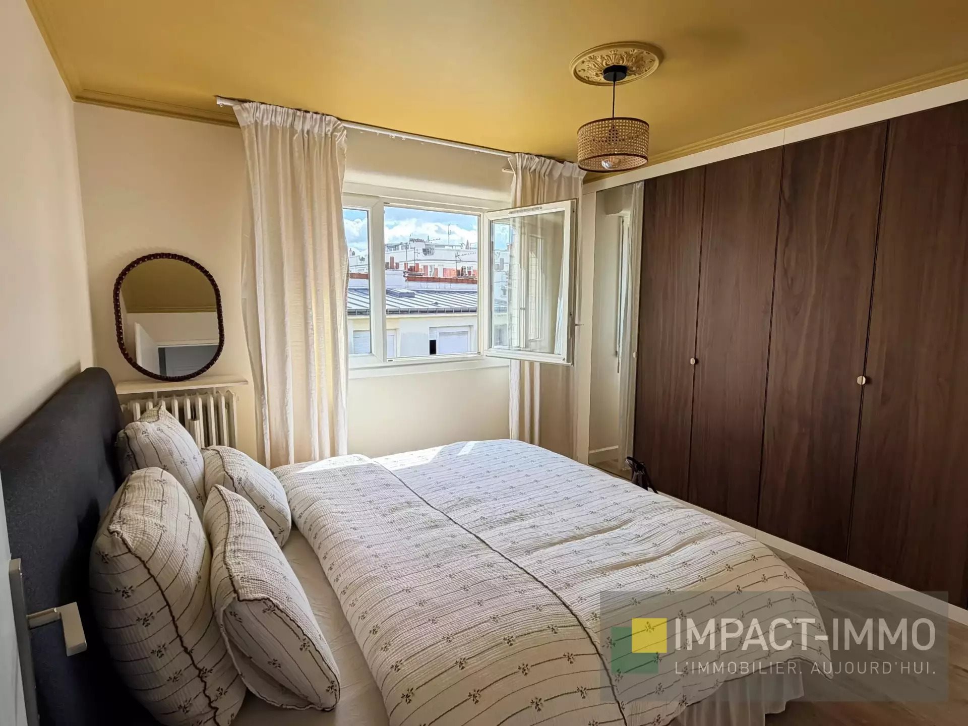 Appartement à louer, 79m², Courbevoie