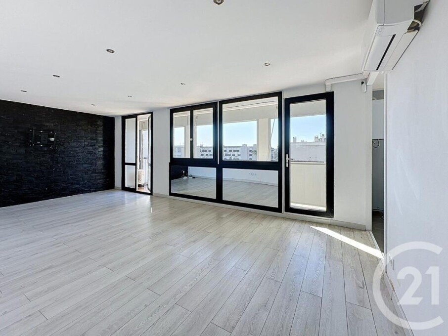 Appartement à louer, 64m², Vénissieux