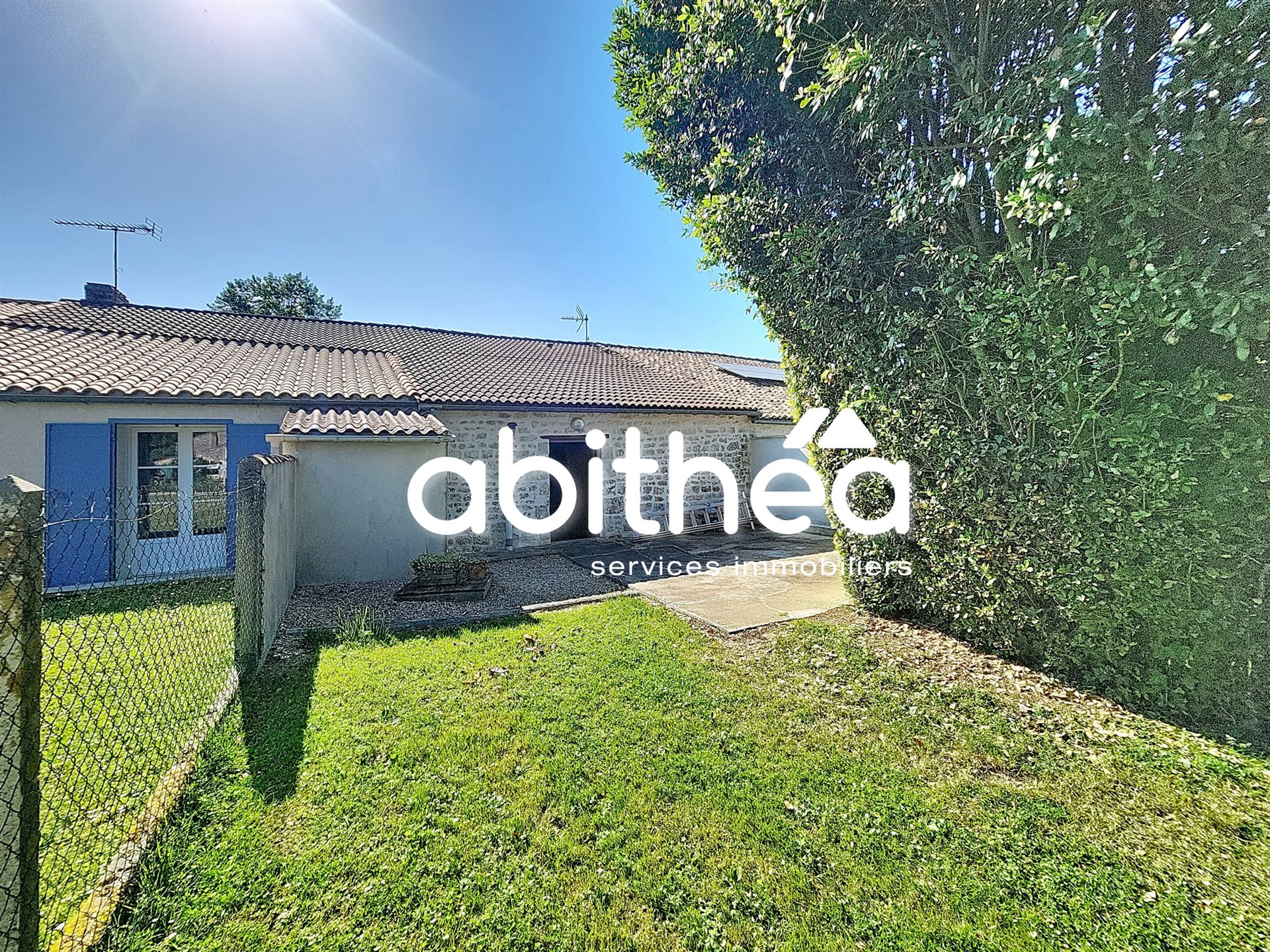 Maison à vendre, 69m², Thénac