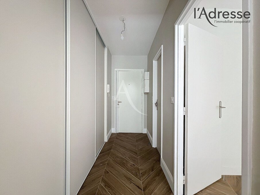 Appartement à louer, 36m², Courbevoie