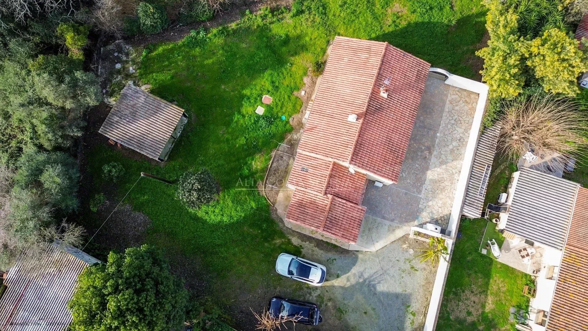 Maison à vendre, 88m², Prunelli-di-Fiumorbo