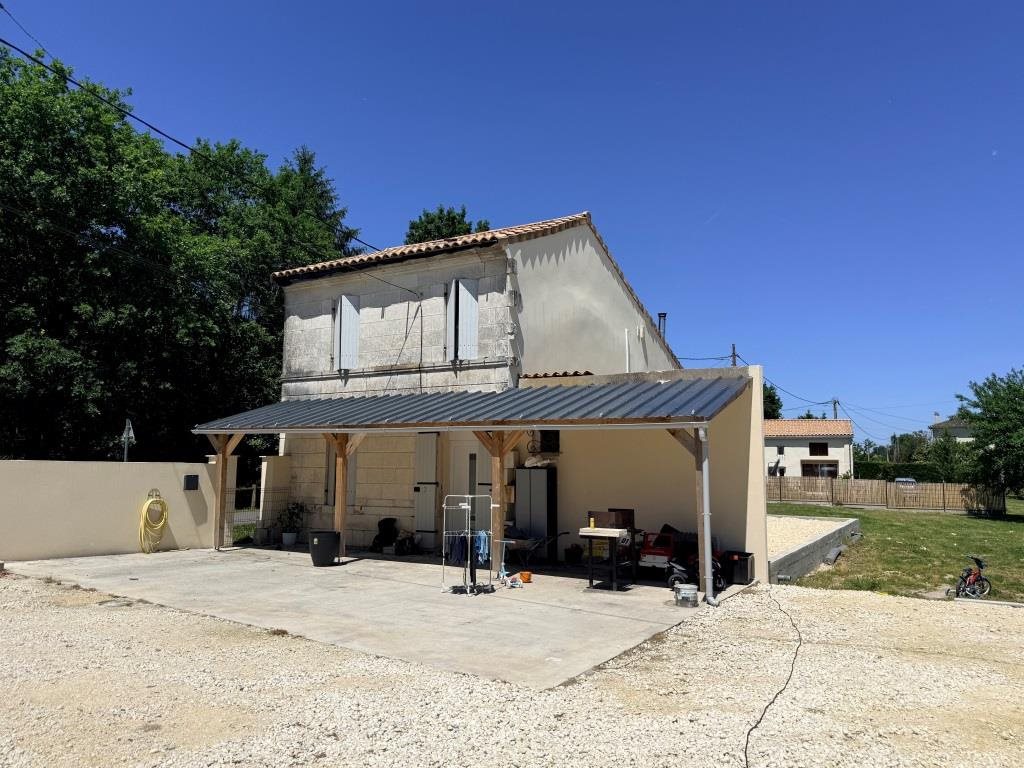 Maison à vendre, 110m², Saint-Yzan-de-Soudiac