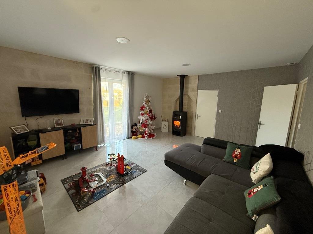 Maison à vendre, 110m², Saint-Yzan-de-Soudiac
