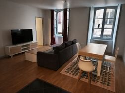Appartement à louer, 82m², Aurillac