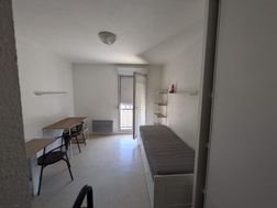 Appartement à louer, 18m², Saint-Étienne