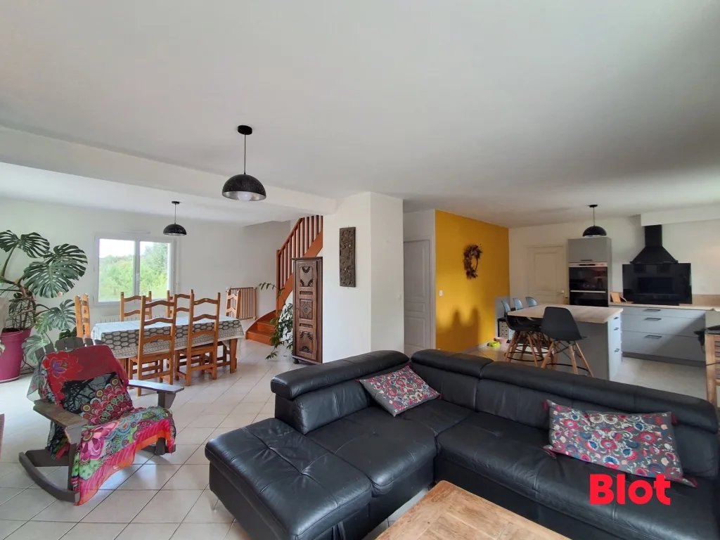Maison à vendre, 118m², Mesnil-Roc’h