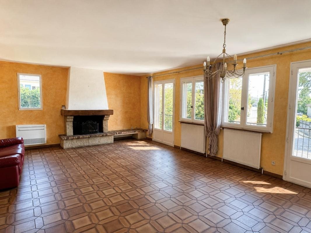 Maison à vendre, 148m², Saint-Genis-les-Ollières