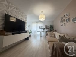 Appartement à louer, 180m², Montfermeil