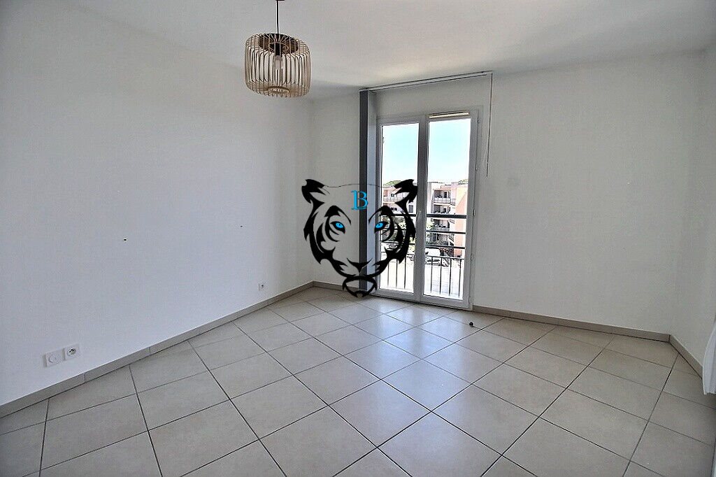 Appartement à vendre, 27m², Fréjus
