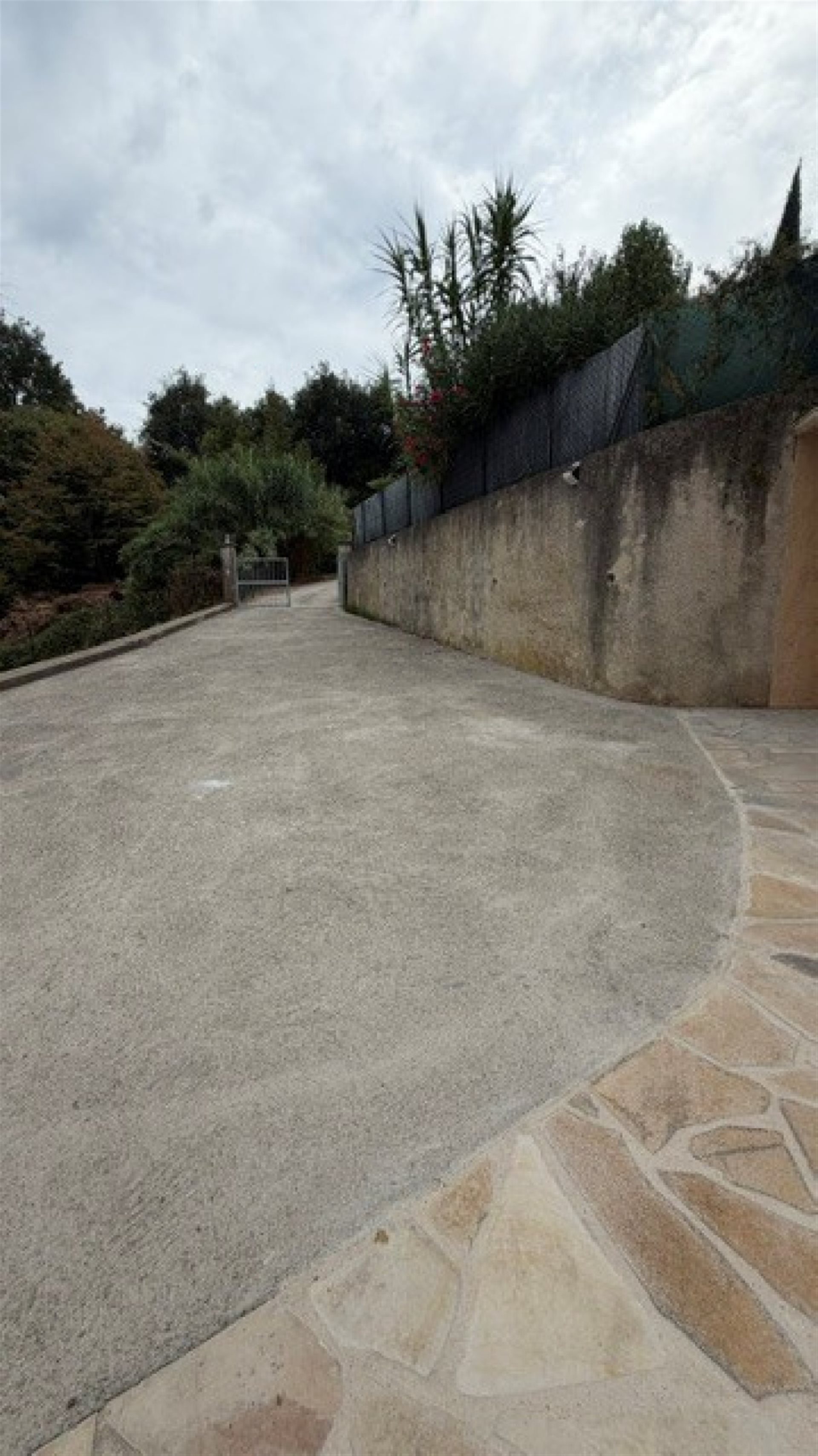 Appartement à louer, 69m², Vence