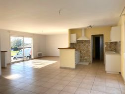 Maison à louer, 92m², Marcellus