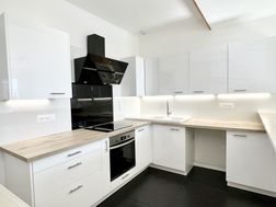 Appartement à louer, 141m², Tonnay-Charente