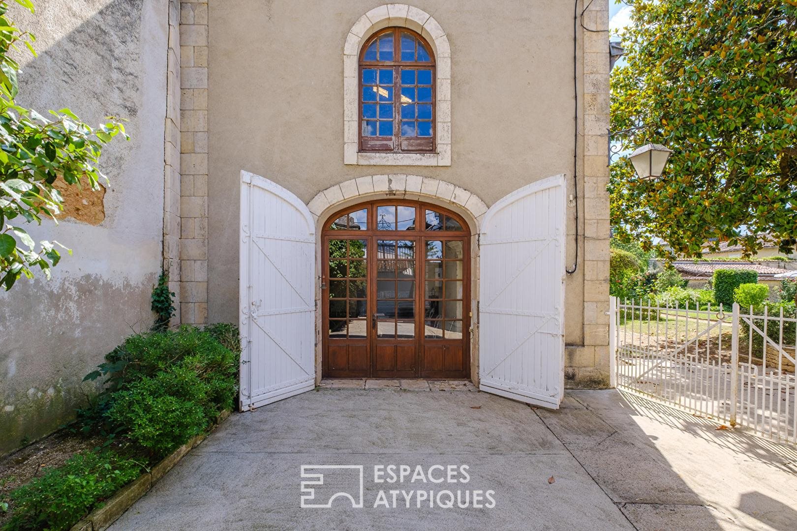 Maison à vendre, 242m², Gençay