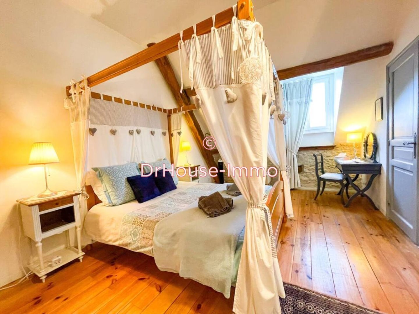 Maison à louer, 288m², Martel