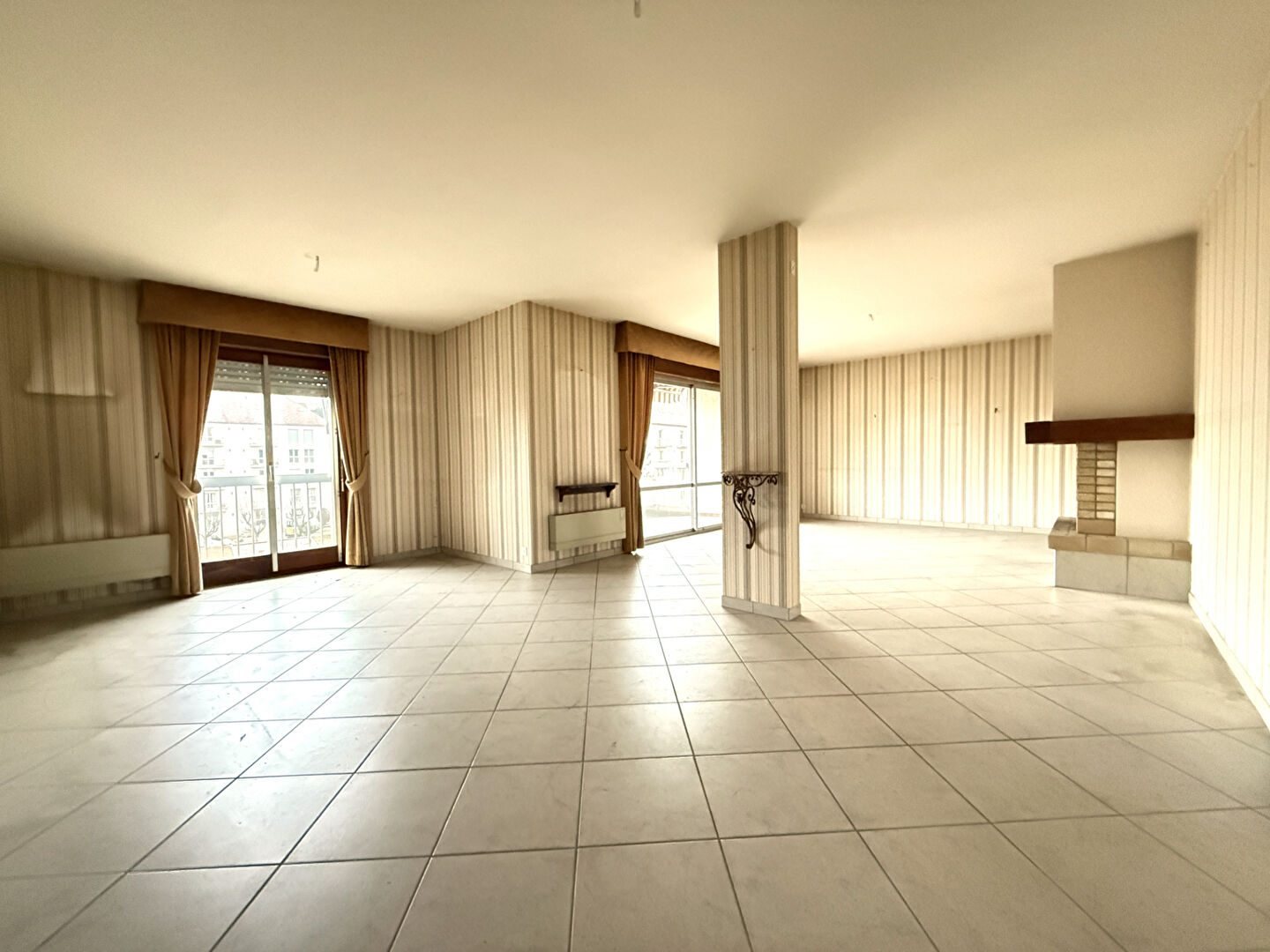 Appartement à vendre, 125m², Lons-le-Saunier