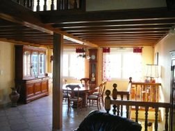 Maison à louer, 167m², Jonzieux