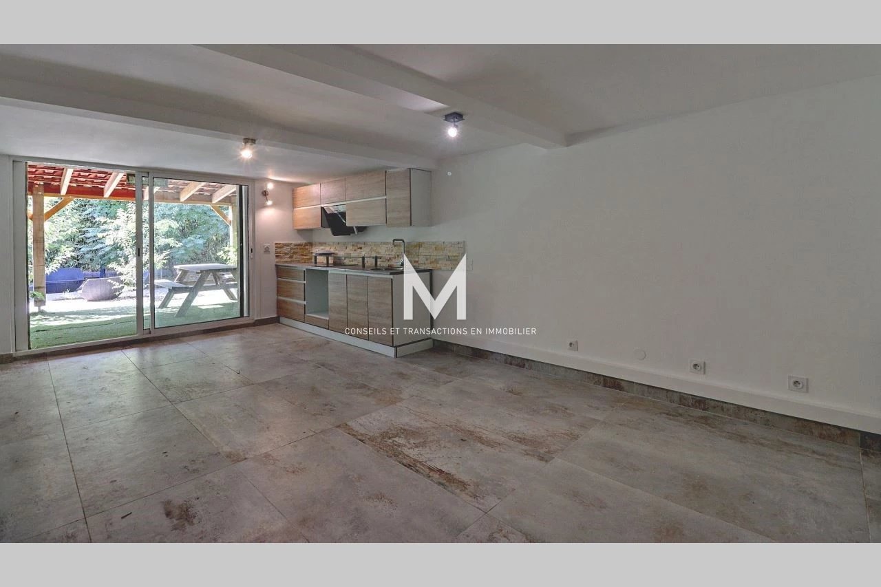 Maison à vendre, 2m², Fréjus