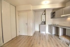 Appartement à louer, 68m², Talence