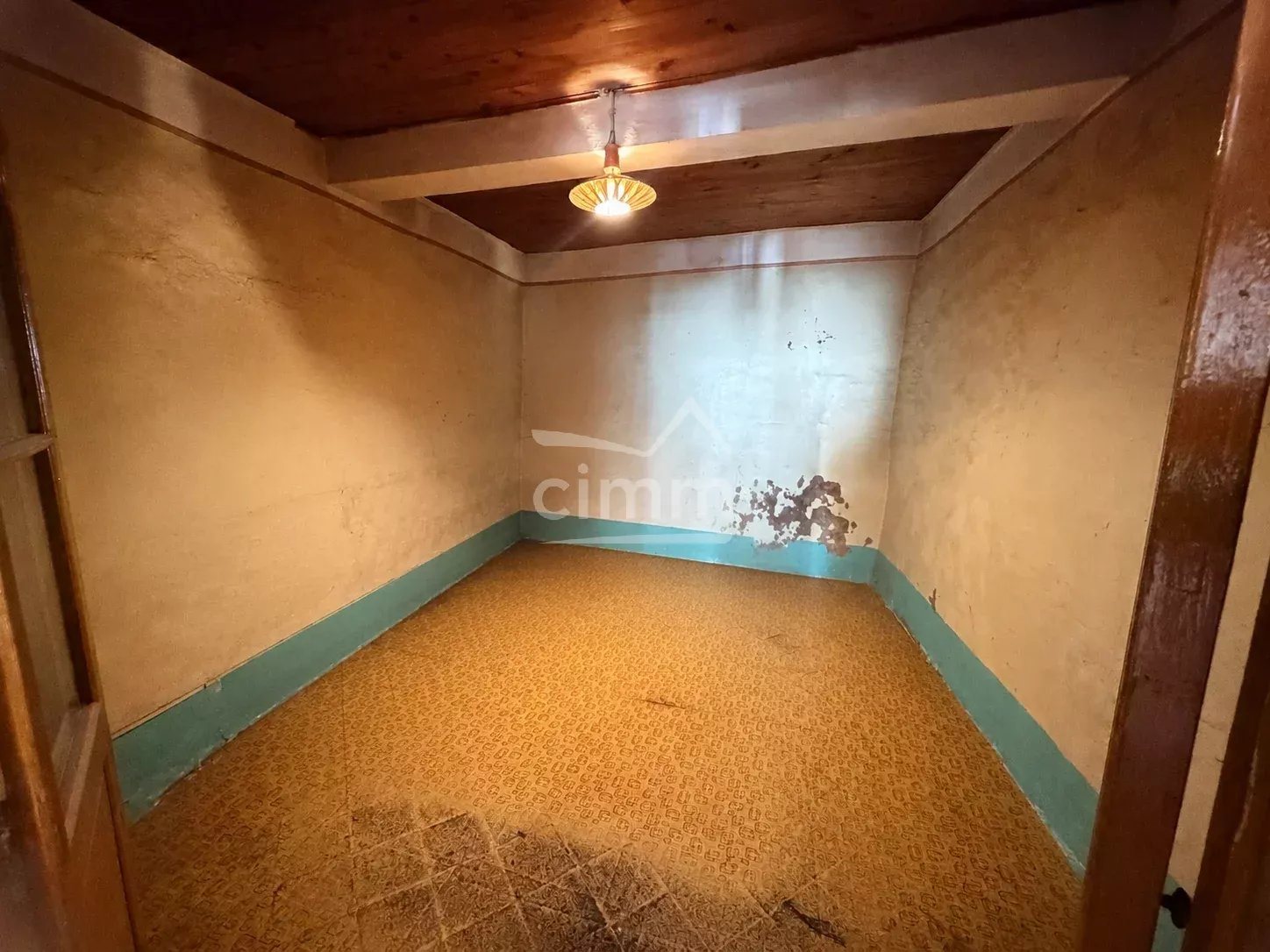 Maison à vendre, 3m², Volonne