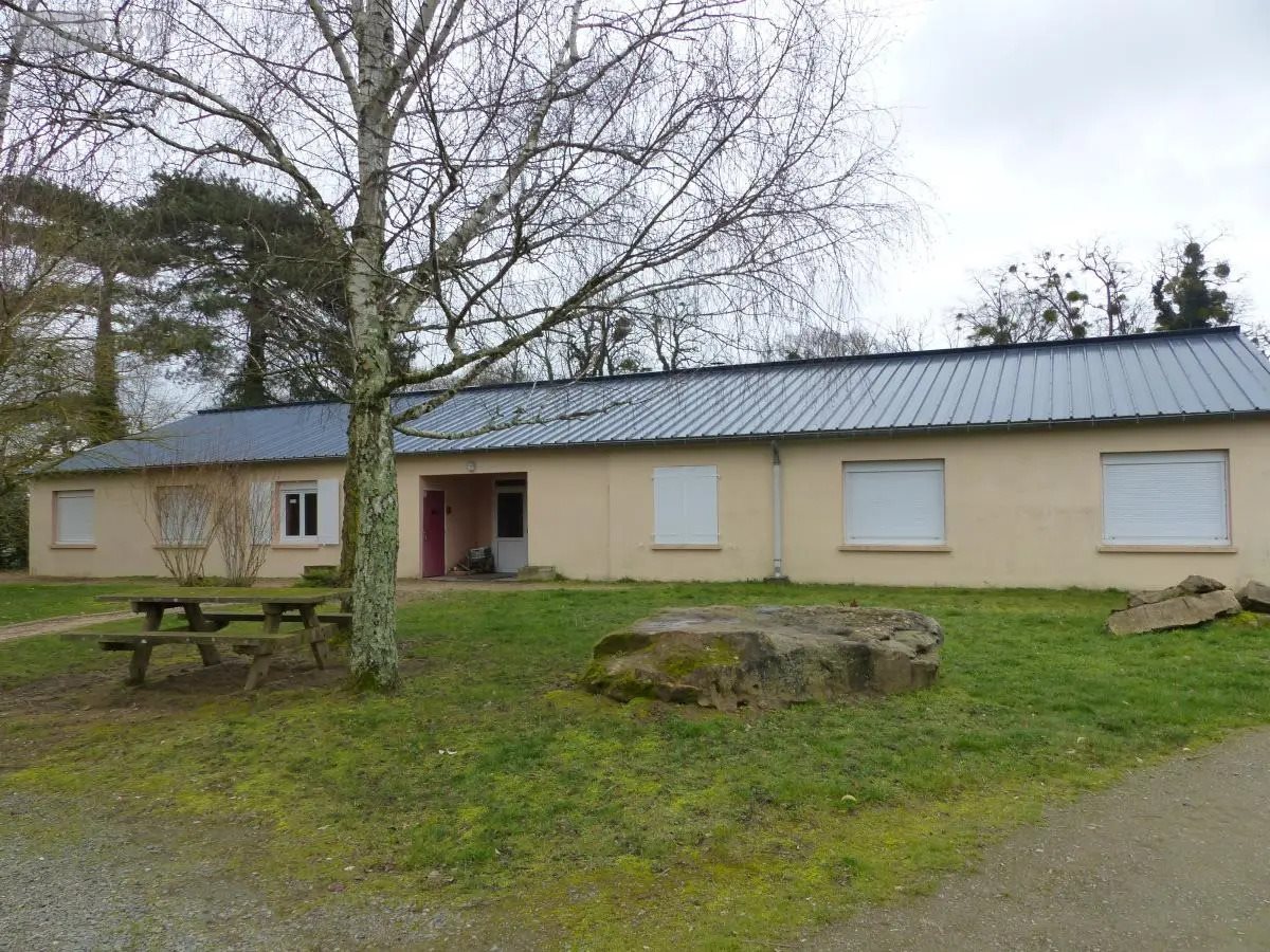 Maison à vendre, 343m², Gennes