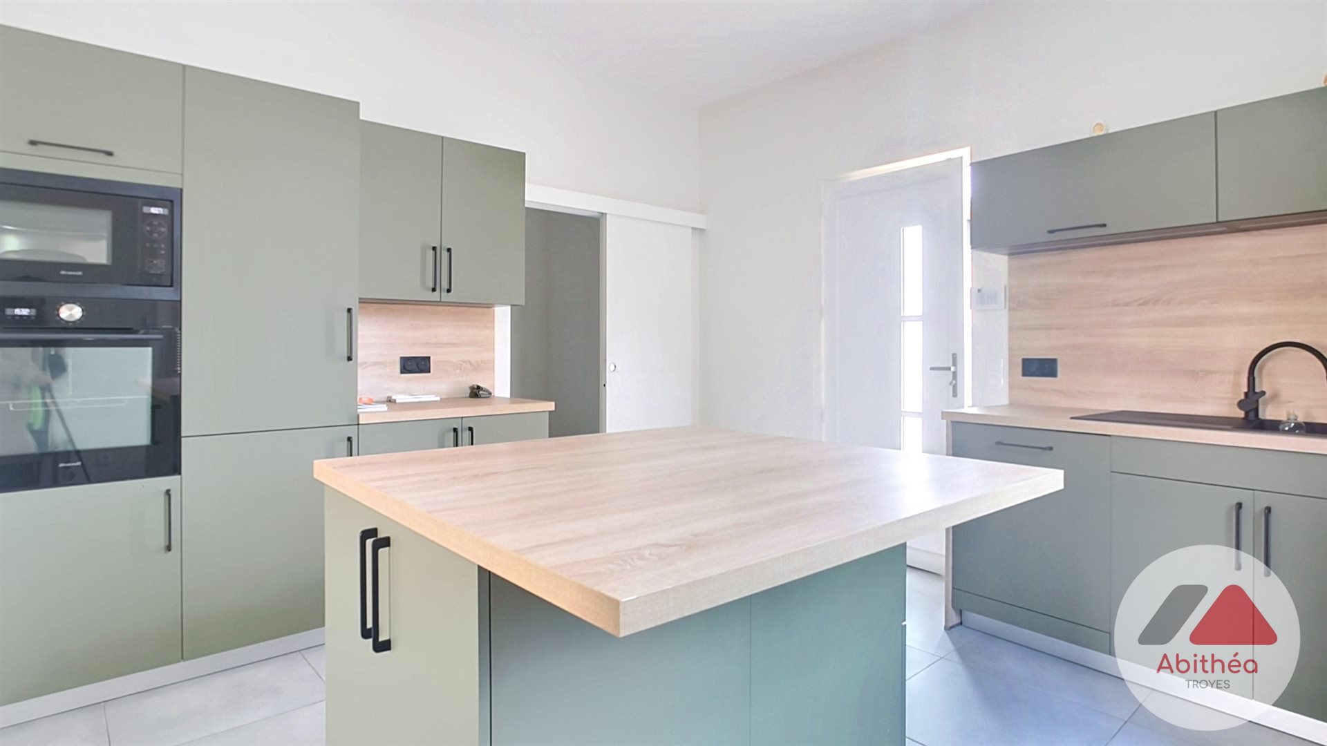Maison à vendre, 165m², Buchères