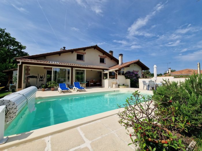 Maison à vendre, 253m², Léon