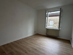 Appartement à louer, 51m², Arthès