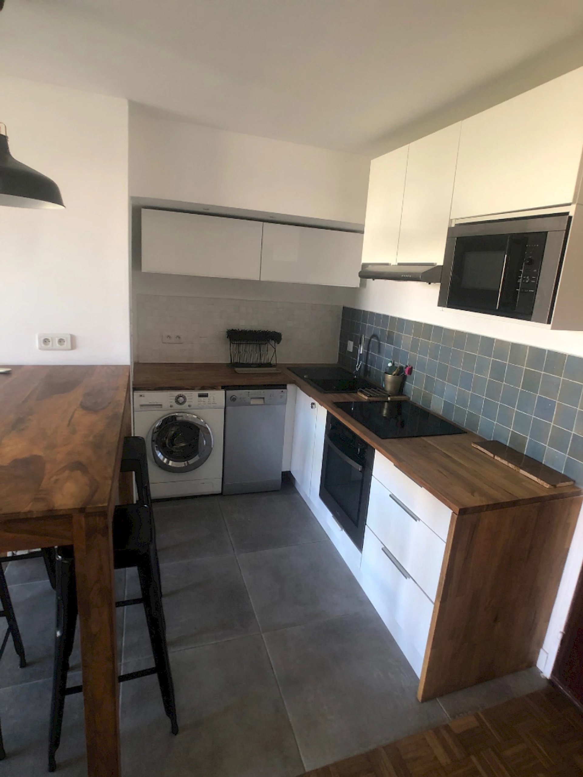 Appartement à louer, 57m², Marseille 8ème