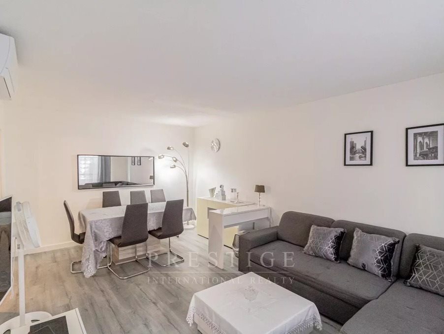 Appartement à louer, 50m², Antibes