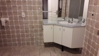 Maison à louer, 77m², Visan