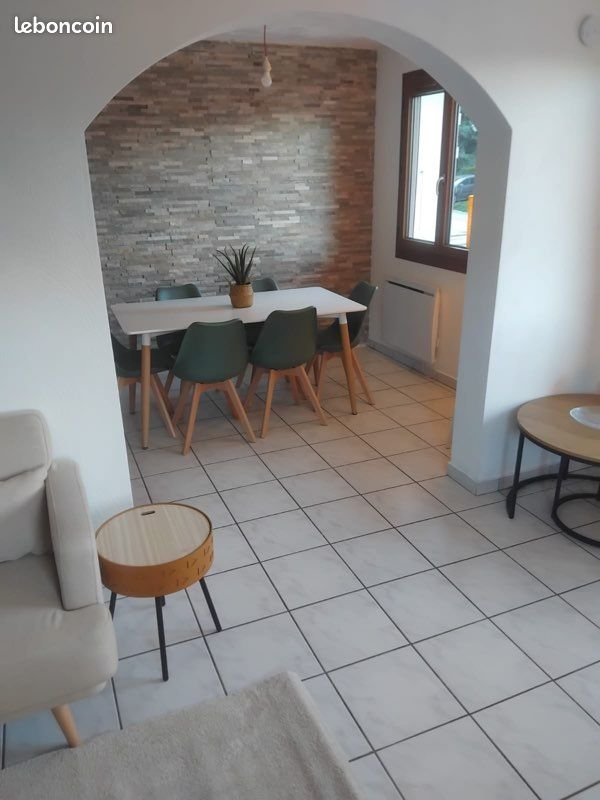 Appartement à louer, 71m², Sainte-Hélène-sur-Isère