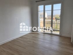 Appartement à louer, 46m², Saint-Pryvé-Saint-Mesmin