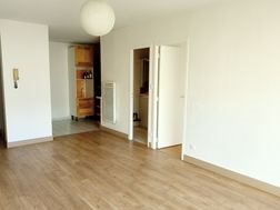 Appartement à louer, 43m², Bordeaux