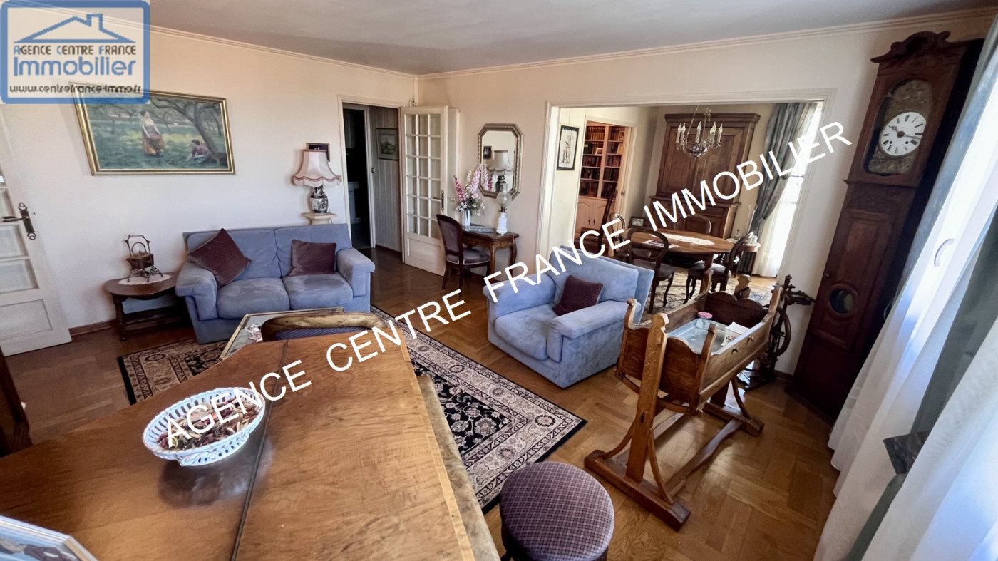 Appartement à vendre, 94m², Bourges