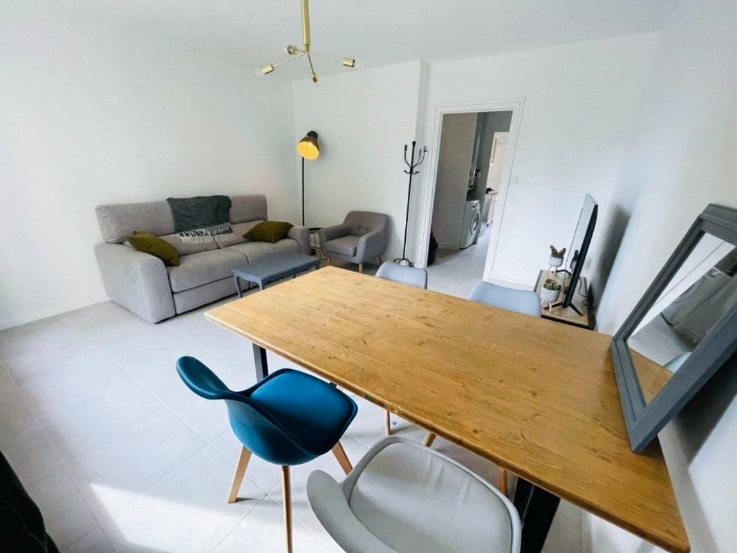 Appartement à vendre, 82m², Uzès