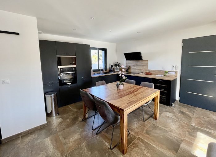 Maison à vendre, 100m², Pernes-les-Fontaines