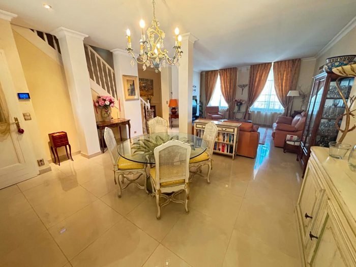Appartement à vendre, 136m², Bourges